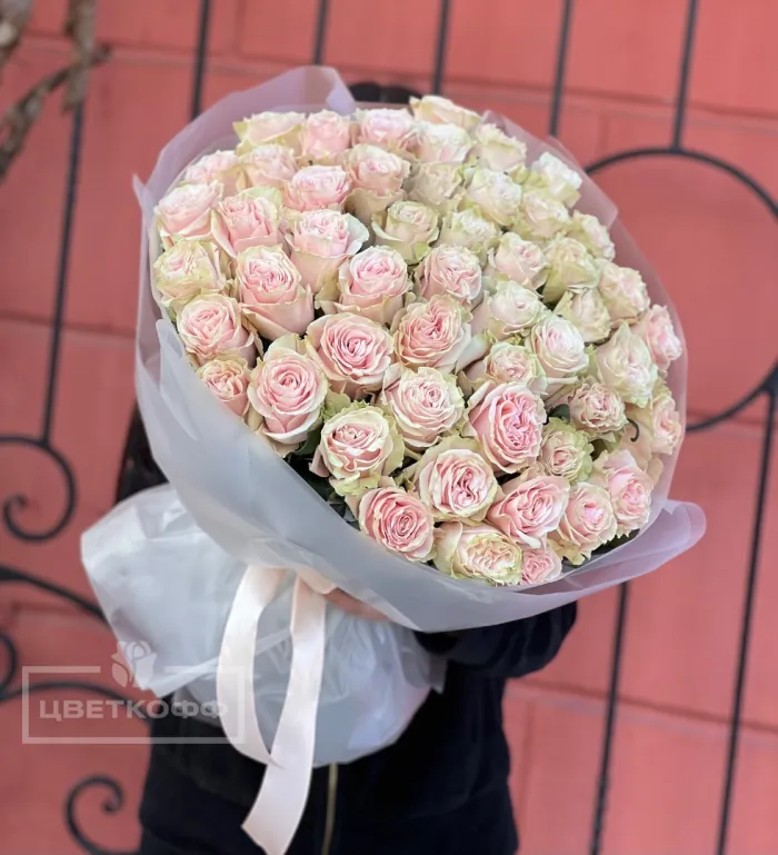 Букет из 51 розы «Пинк Мондиаль»