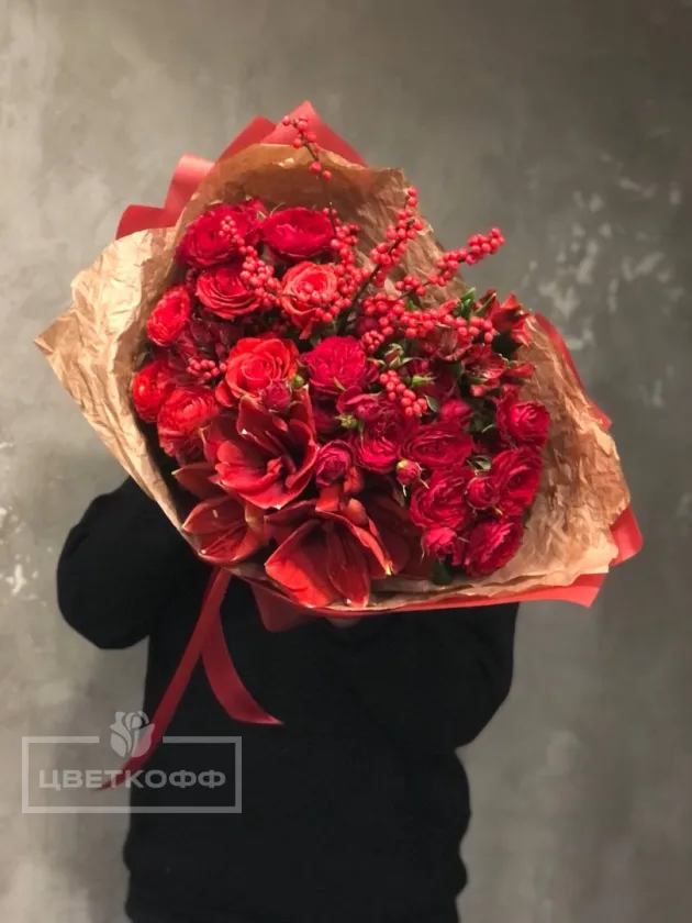 Сборный букет «Алые паруса»