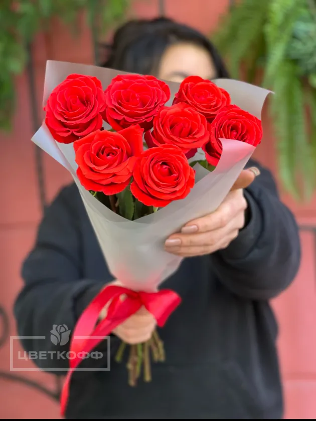 Монобукет из 7 эквадорских роз