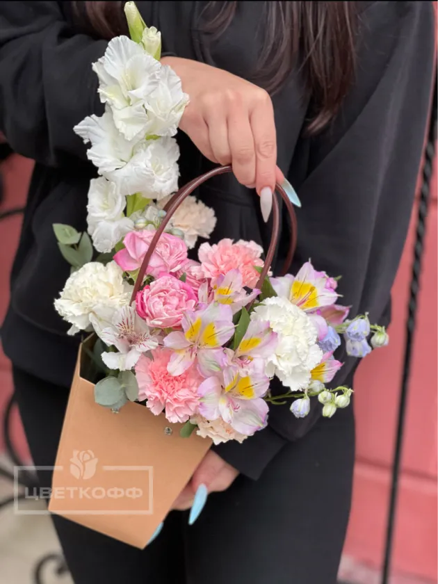 Стильная сумка с цветами №1