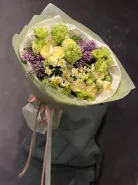 Сборный букет с сиренью и пионовидными розами « Ароматный»