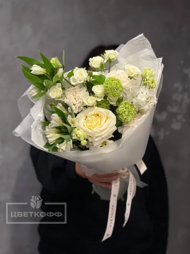 Сборный букет с пионовидной розой «нежность утра»