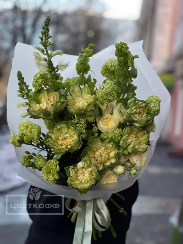 Сборный букет с пионовидной розой «Вегги»