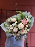 Сборный букет с амариллисом