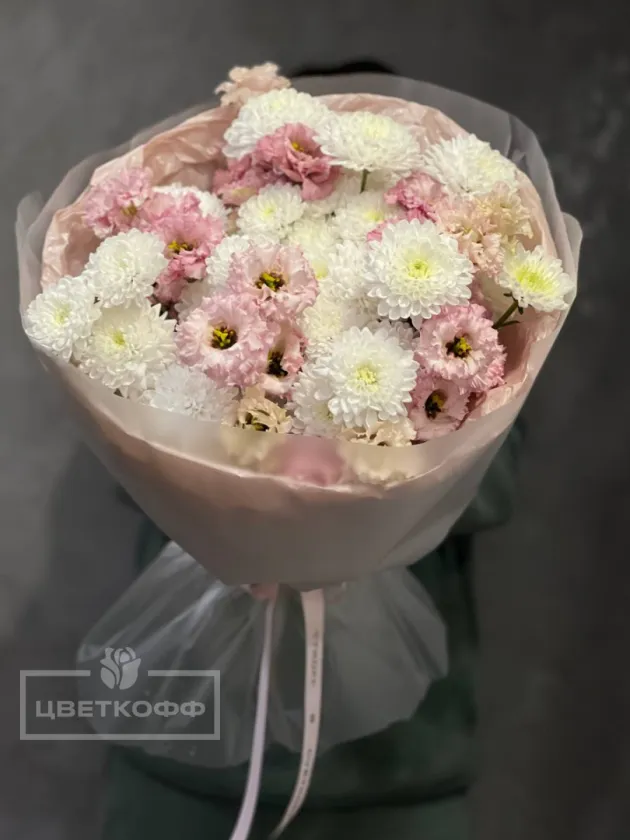 Сборный дуо букет с хризантемой и эустомой «нежность утра»