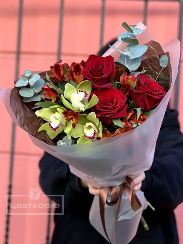 Сборный букет «торжество»