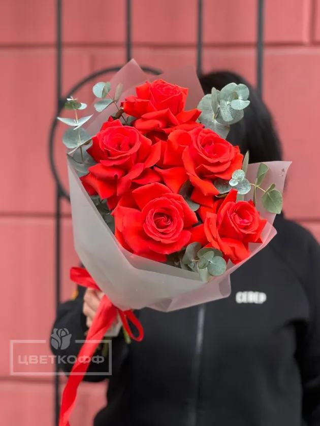 Моно букет из 5 французских роз