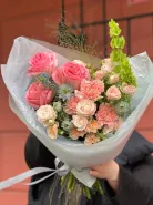 Сборные букет с пионовидными розами