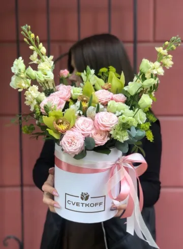 Сборный бокс с орхидей от интернет-магазина цветов в 