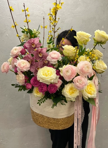 Авторская композиция №8 от интернет-магазина цветов в 