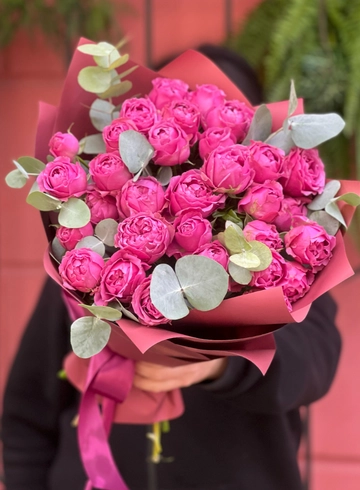 Букет из 7 пионовидных роз &laquo;Мисти баблс&raquo; от интернет-магазина цветов в 