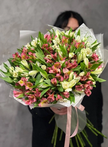 Микс из альстромерий  от интернет-магазина цветов в 